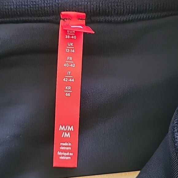 SPANX Velvet Half Zip Very Black Size M - Picture 8 of 13